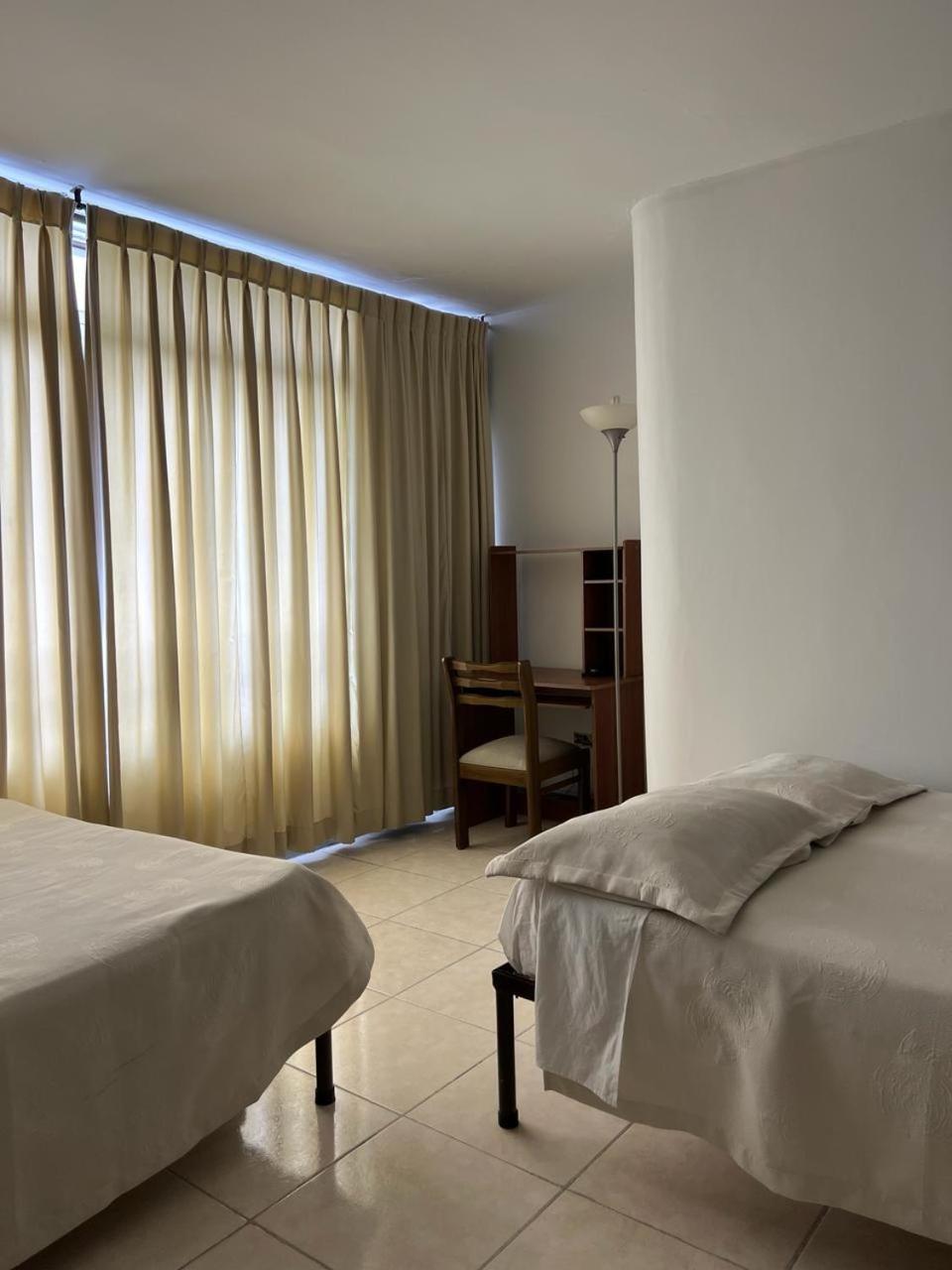 Hotel Armenia Centro Ngoại thất bức ảnh