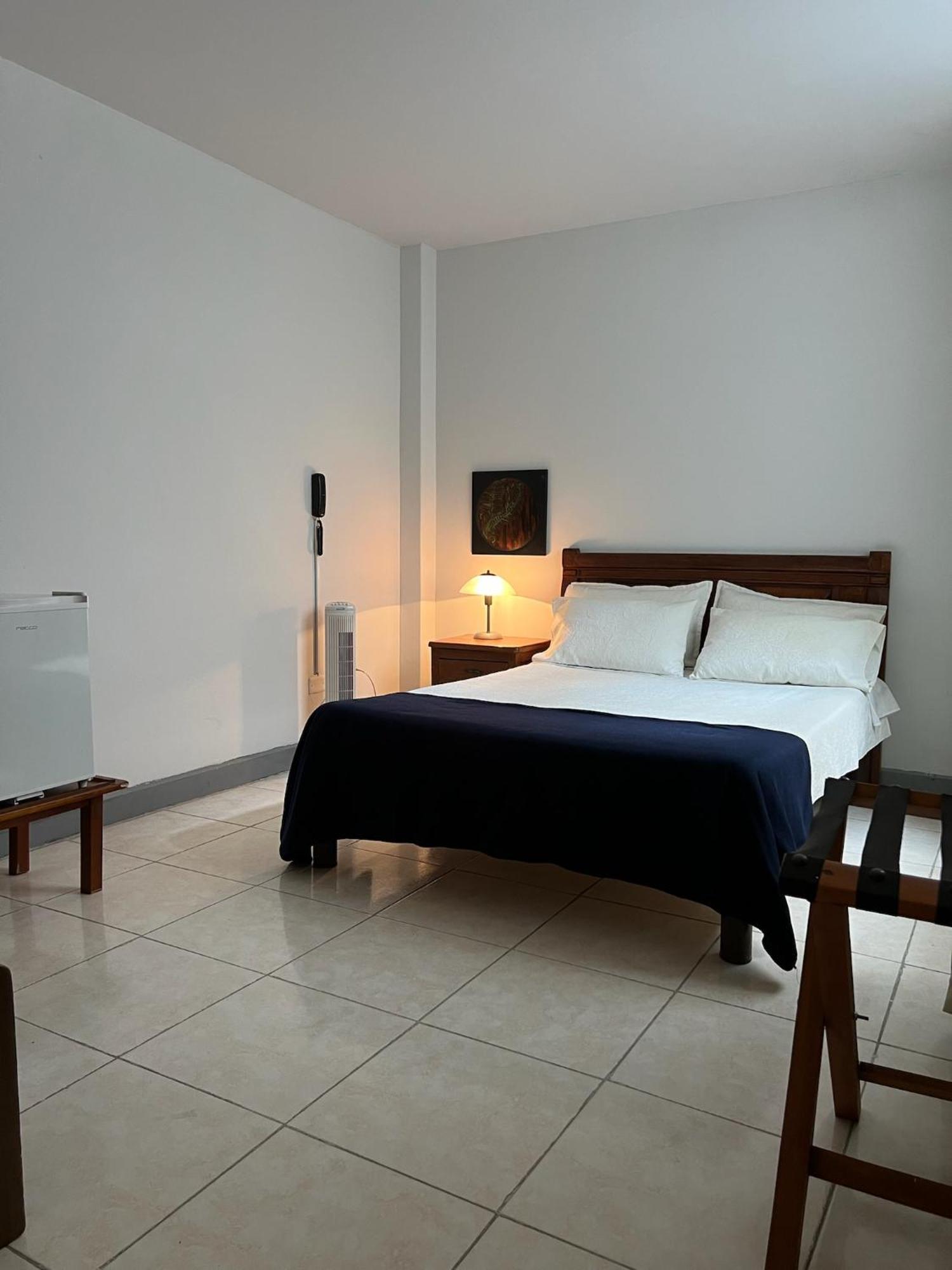 Hotel Armenia Centro Ngoại thất bức ảnh