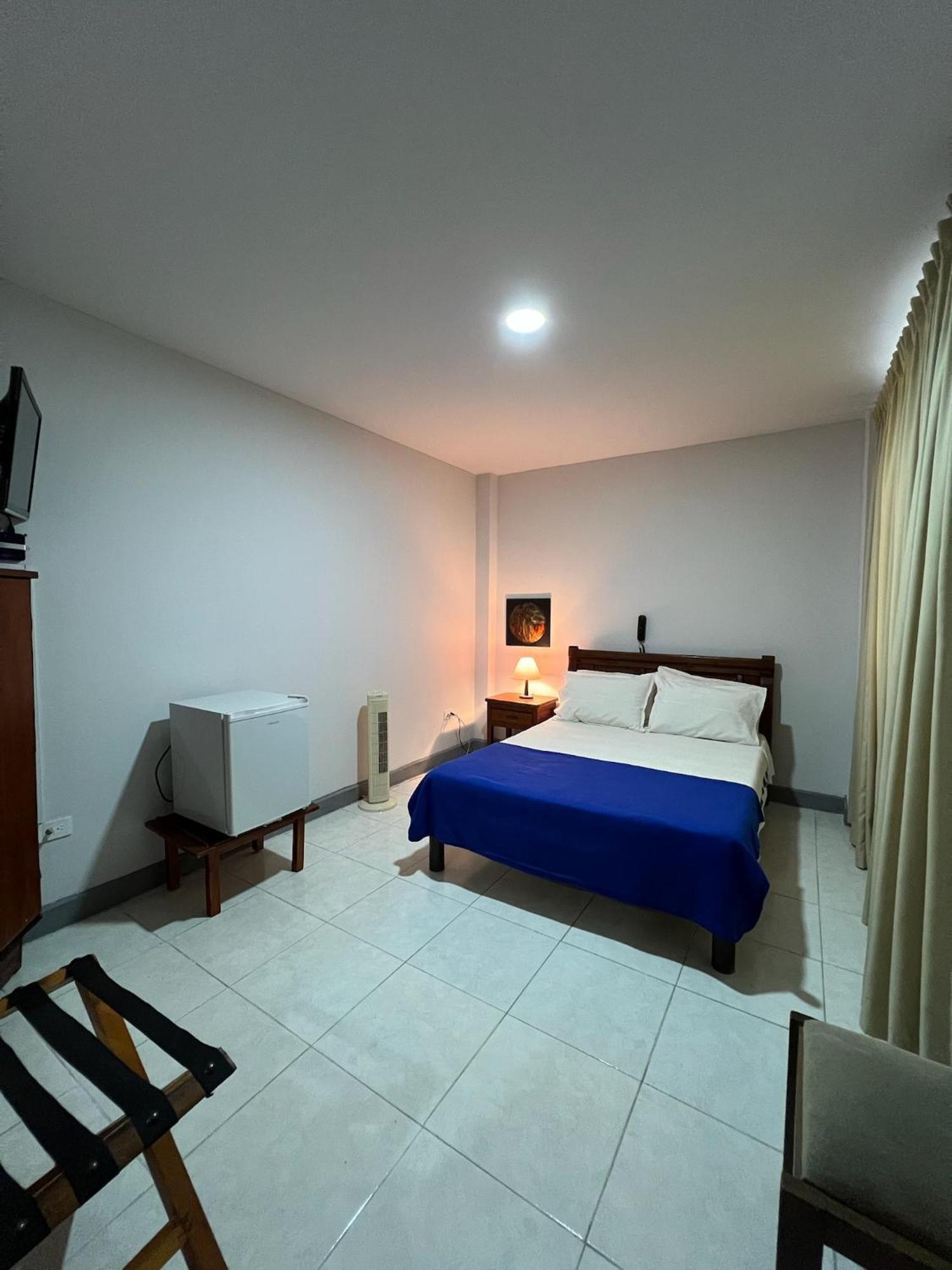 Hotel Armenia Centro Ngoại thất bức ảnh