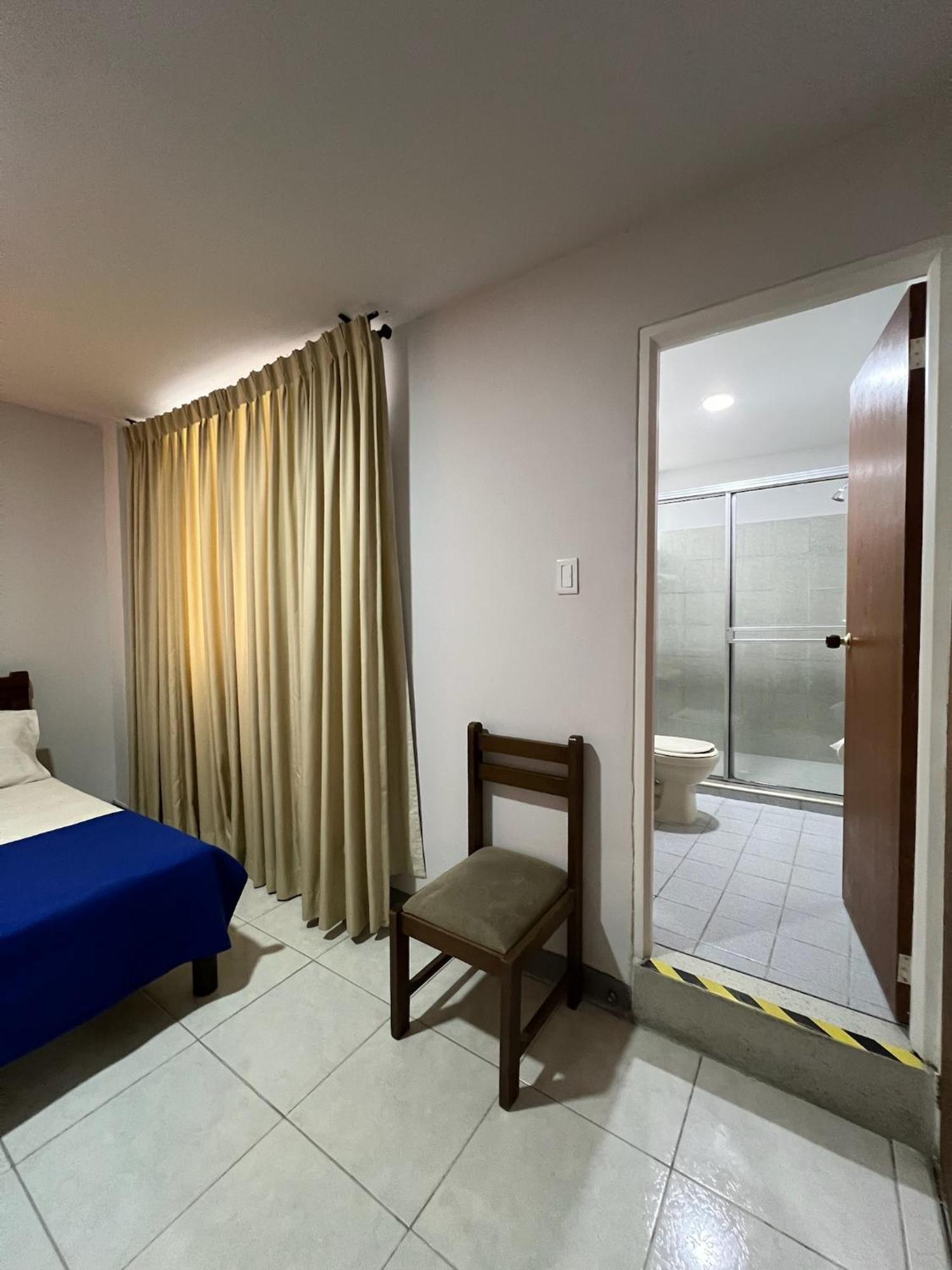 Hotel Armenia Centro Ngoại thất bức ảnh